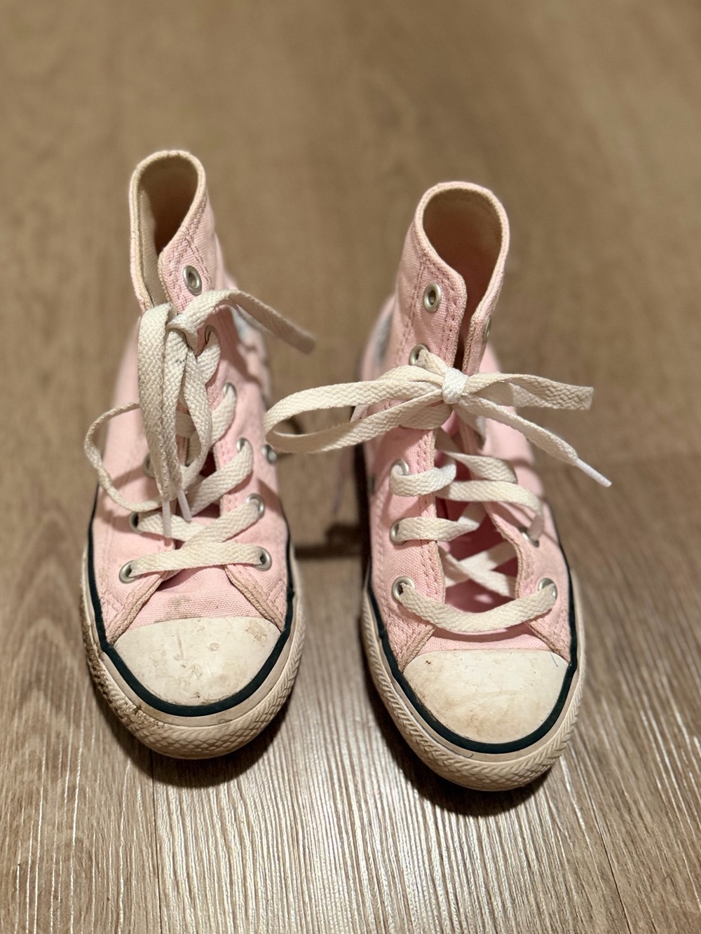Converse Kids High-Top Sneakers in Light Pink